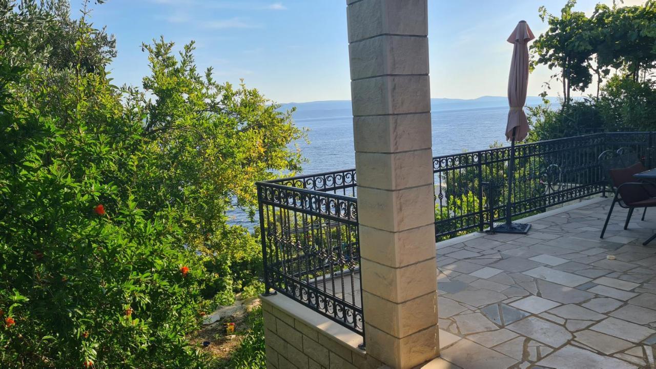 Apartments Rose Писак Екстериор снимка