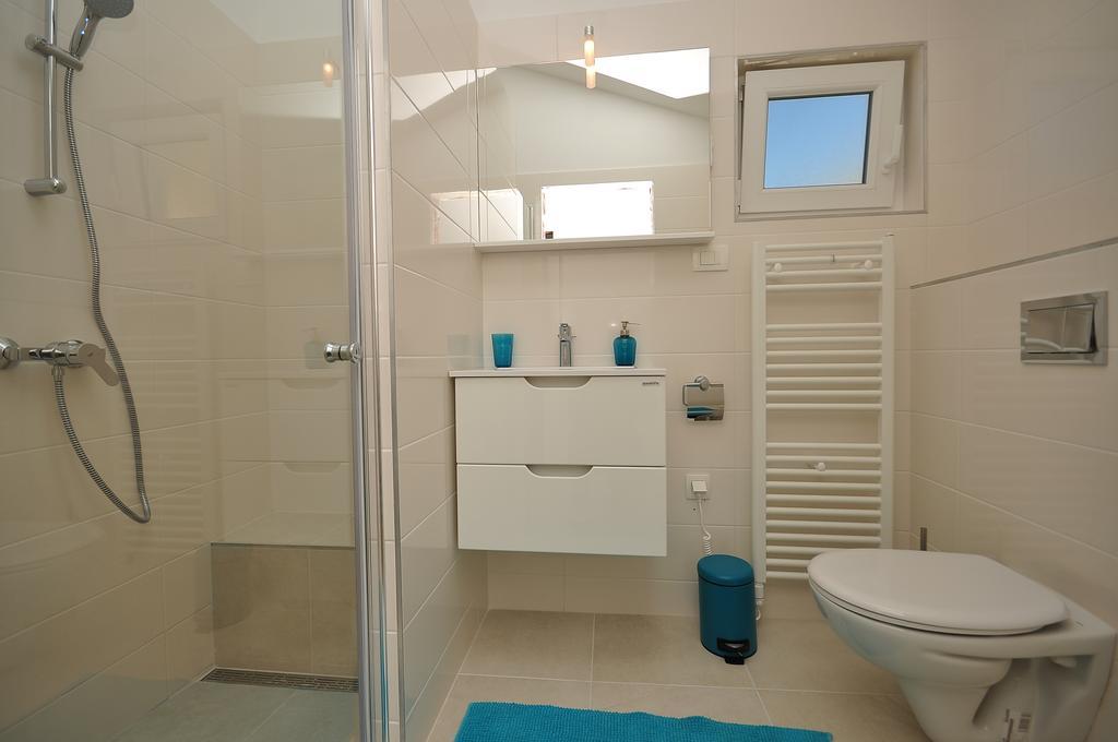 Apartments Rose Писак Екстериор снимка