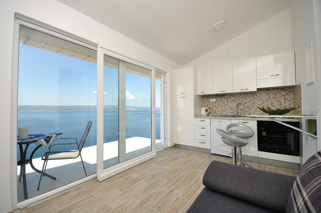 Apartments Rose Писак Екстериор снимка